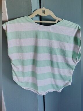 Currants by Jeri-Jo Mint Green Button Front Crop Top Size L
